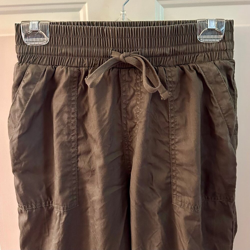 A New Day Women's High-Rise Woven Ankle Jogger Pants Green Size XS - Picture 4 of 4